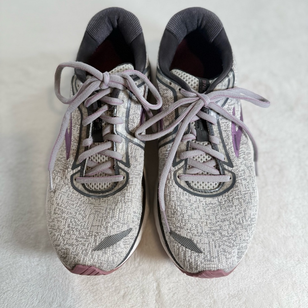 Brooks Adrenaline GTS 20 Women’s Running shoes Size 10 Purple And Gray